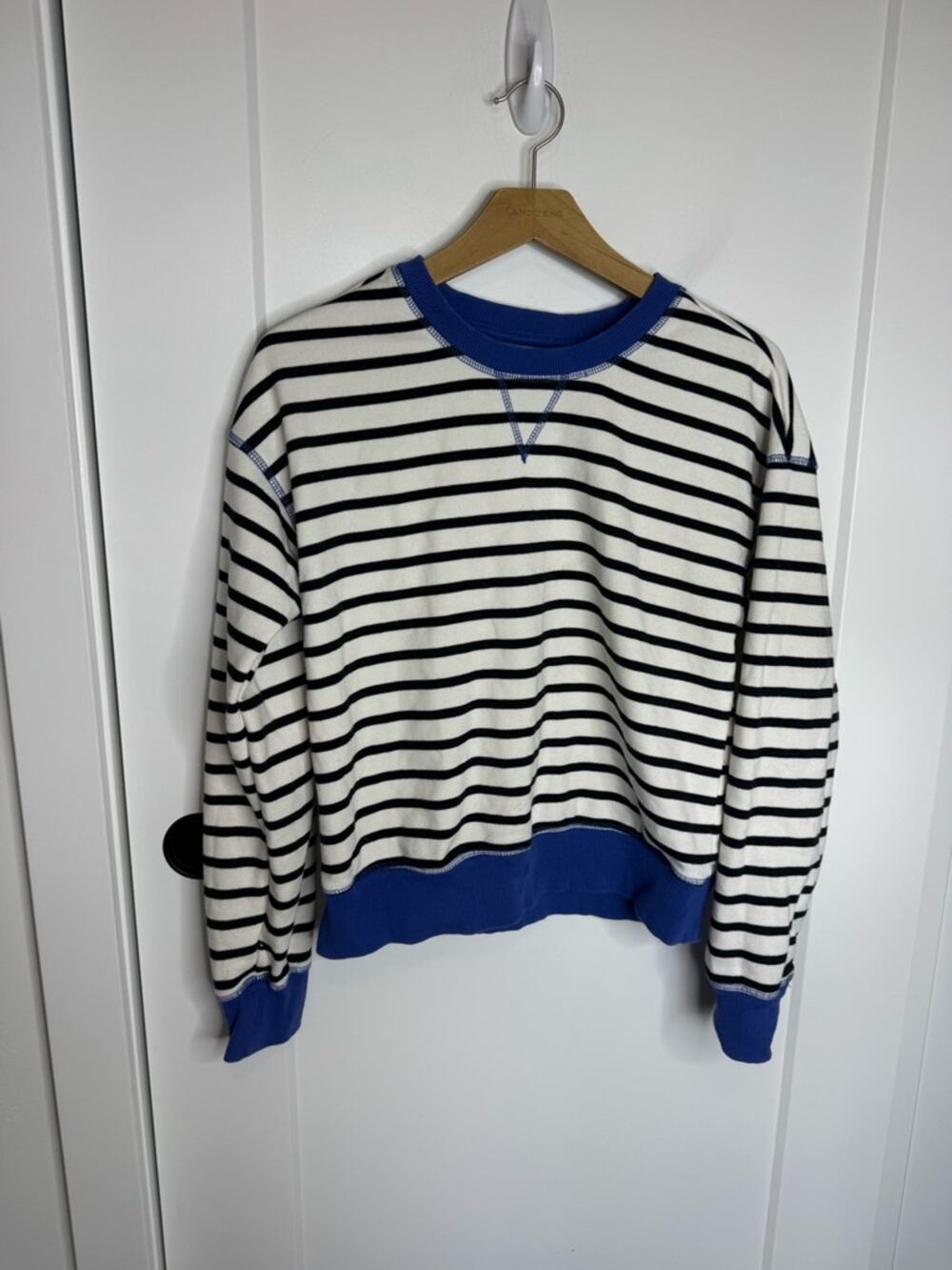 Evereve Black & White Stripe Pullover Long Sleeve Top Size Small